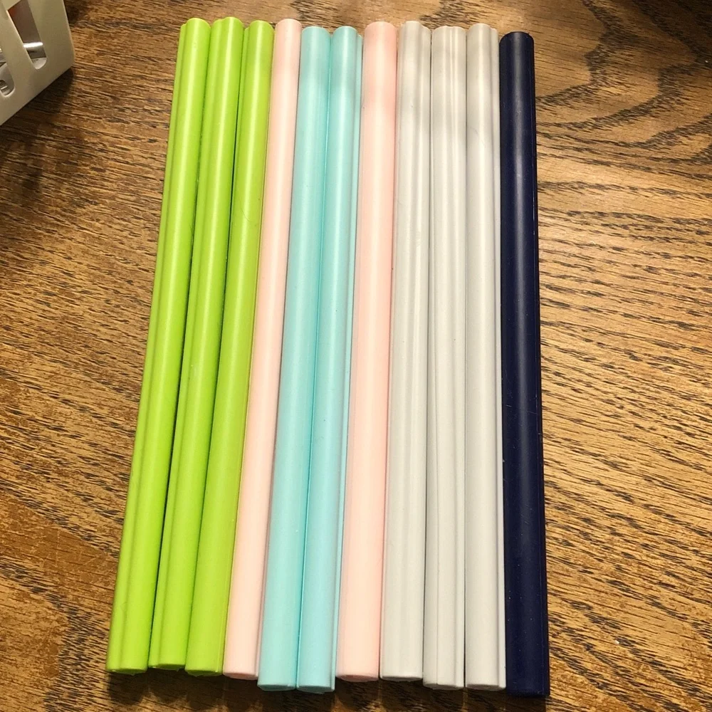 Silicon reusable straws. Openable for easy clean up